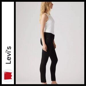 Levi’s High Rise 721 Skinny Jeans